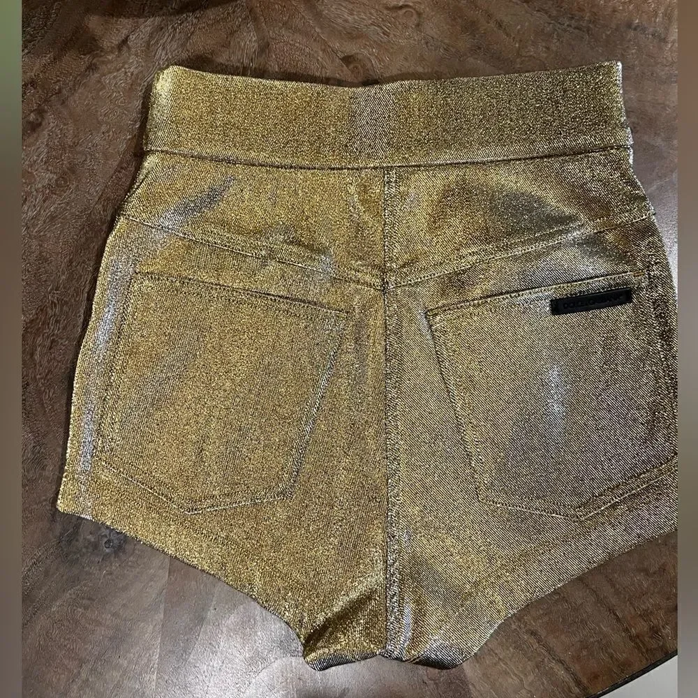 Dolce and Gabbana gold shorts size 38 (US2) - Picture 6 of 12